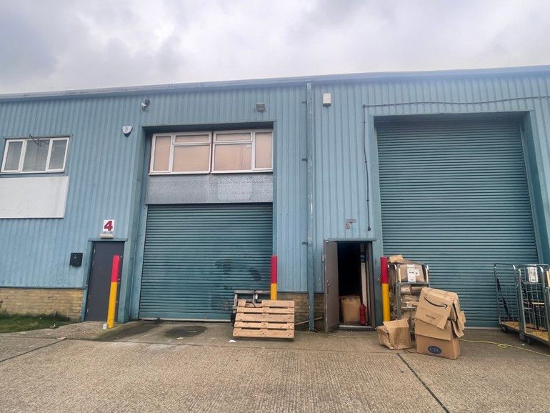 Light industrial to let in Unit 5 Drywall Industrial Estate, Castle