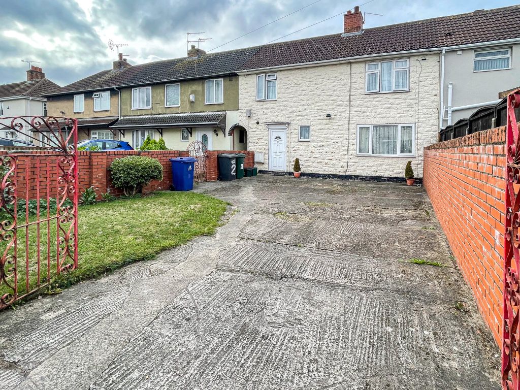 3 bed terraced house for sale in Cross Street, Rossington, Doncaster