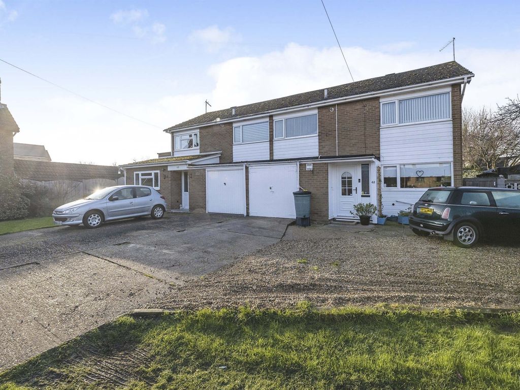 3 bed semidetached house for sale in Star Lane, Ramsey, Huntingdon