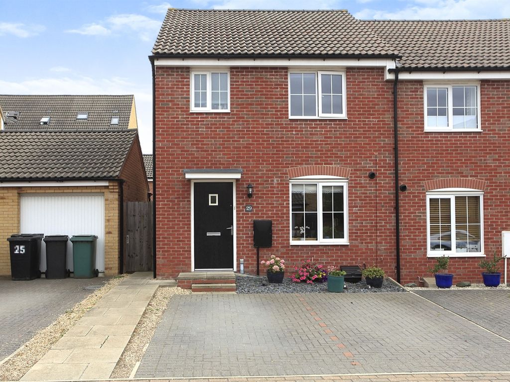 3 bed semidetached house for sale in Kelburn Road, Orton Northgate