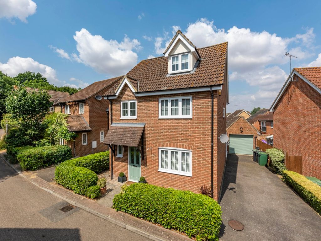 4 bed detached house for sale in Heywood Lane, Dunmow CM6 Zoopla