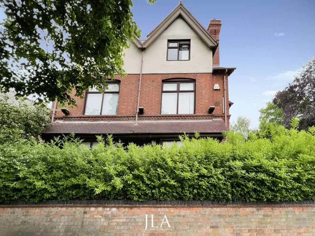 10 bed detached house to rent in Melton Road, Belgrave, Leicester LE4