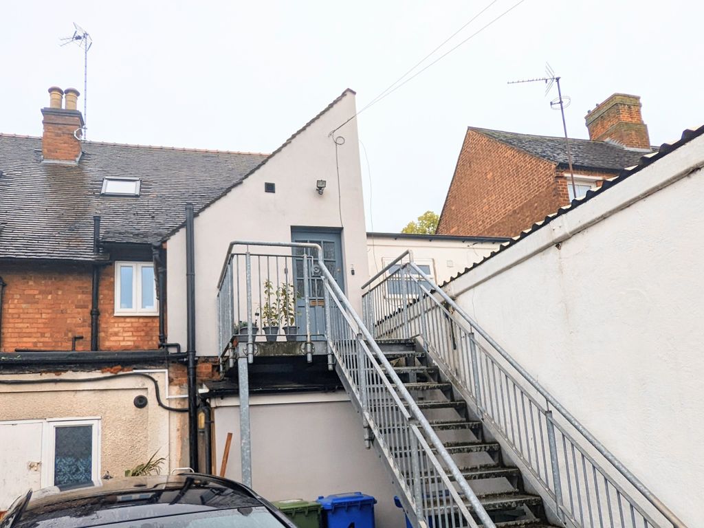 1 bed flat to rent in Flat Above, Anson Street, Rugeley WS15 Zoopla