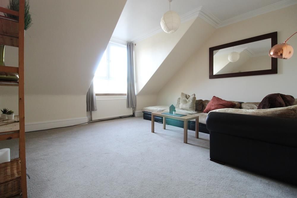 2 bed flat to rent in Union Grove, Top Floor AB10, £675 pcm Zoopla
