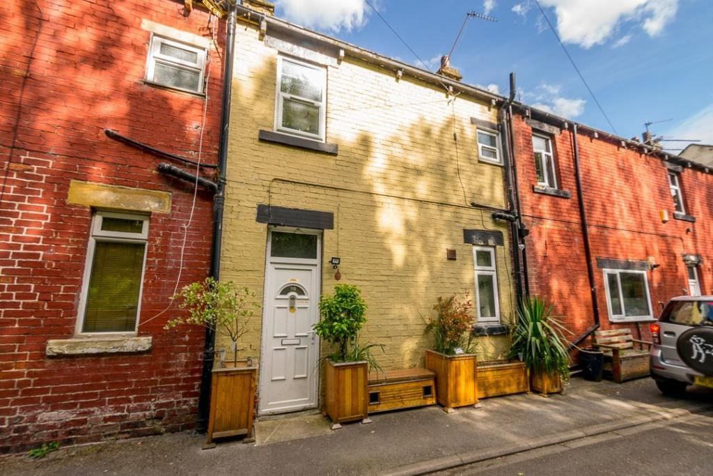 2 bed terraced house for sale in Primrose Hill, Batley WF17 Zoopla
