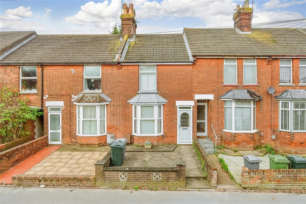3 bed terraced house for sale in Beaver Road, Ashford, Kent TN23, £