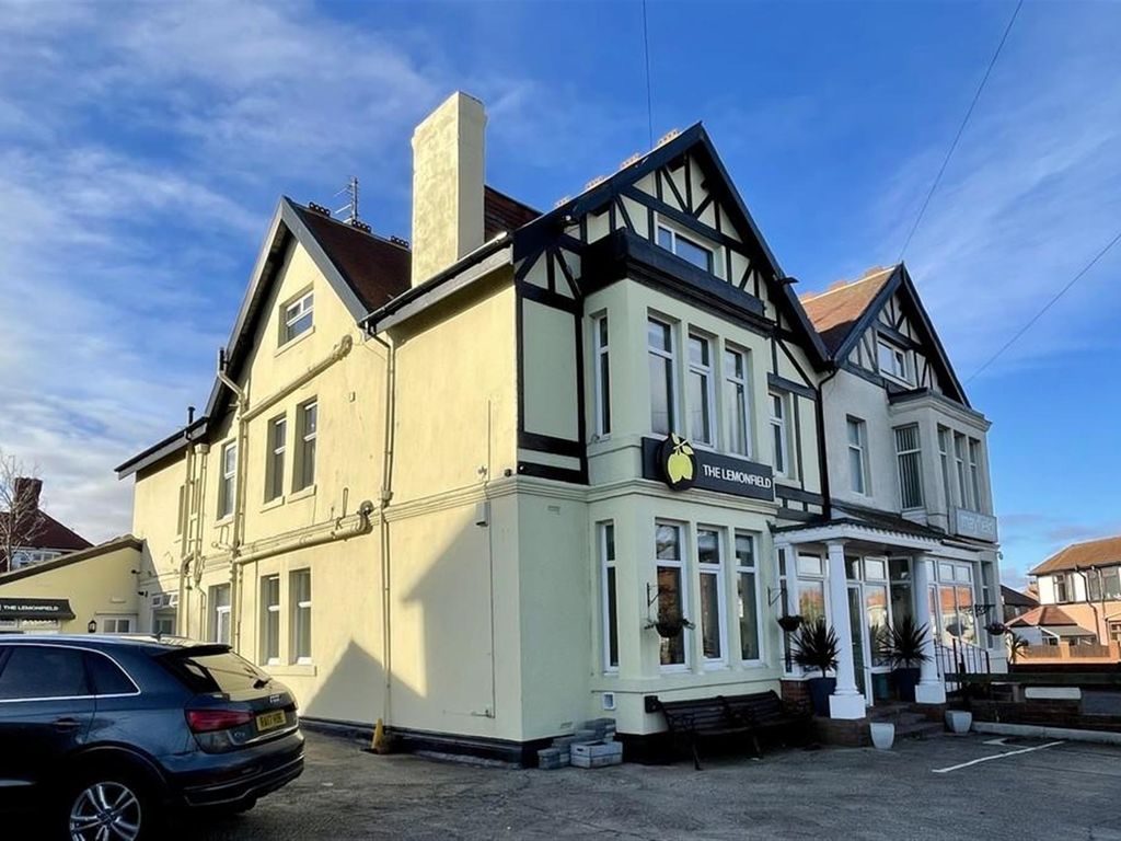 Hotel for sale in Guest Houses And B&Bs SR6, Seaburn, Tyne And Wear, £