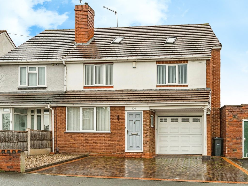3 bed semidetached house for sale in Thorns Road, Quarry Bank