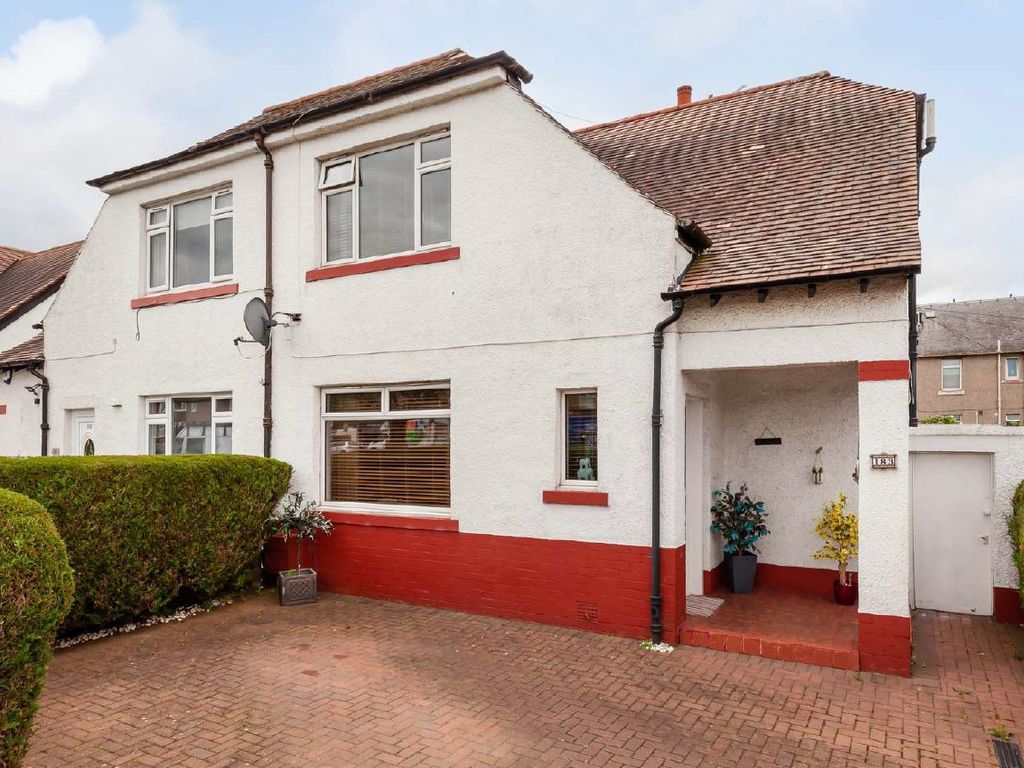 3 bed semidetached house to rent in Crewe Road North, Edinburgh EH5, £