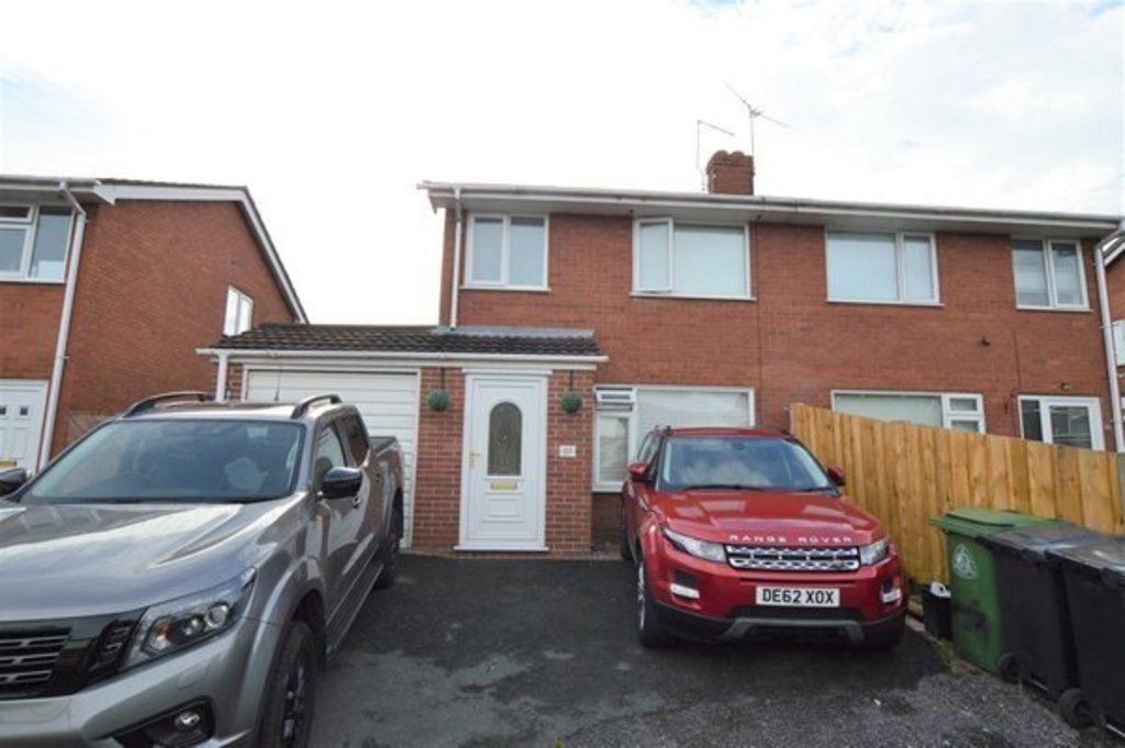 3 bed semidetached house for sale in Elm Drive, Market Drayton TF9 Zoopla