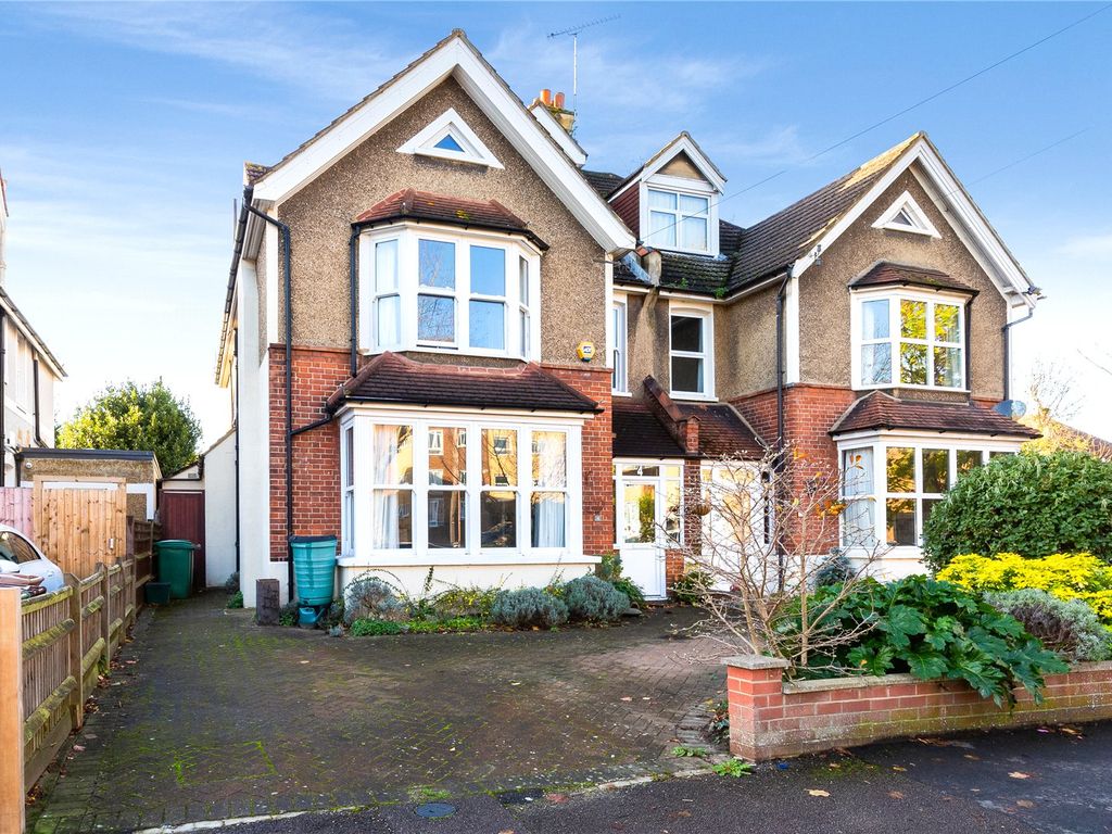 6 bed semidetached house for sale in Park Hill Road, Wallington SM6