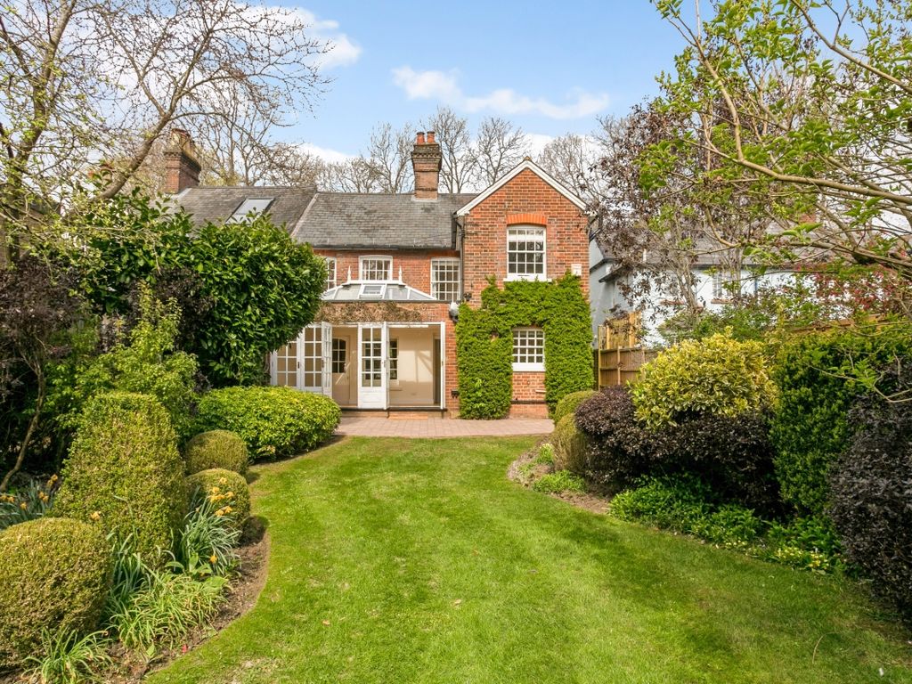 3 bed cottage to rent in Bois Lane, Amersham HP6, £2,750 pcm Zoopla