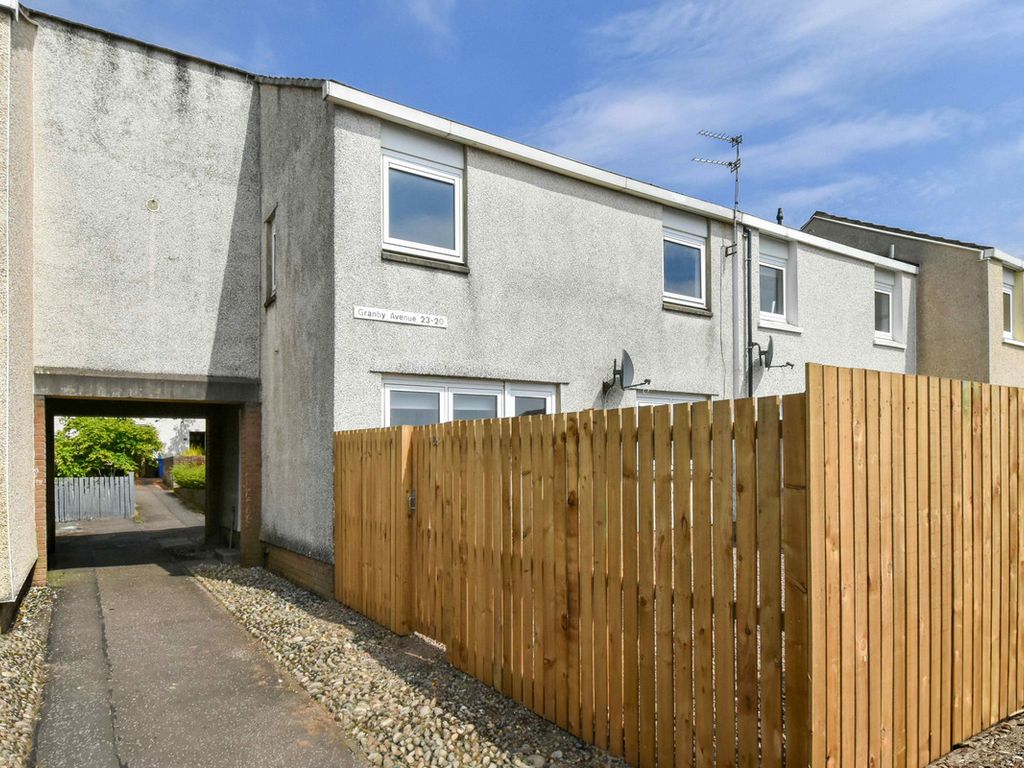 4 bed terraced house for sale in Granby Avenue, Livingston EH54, £