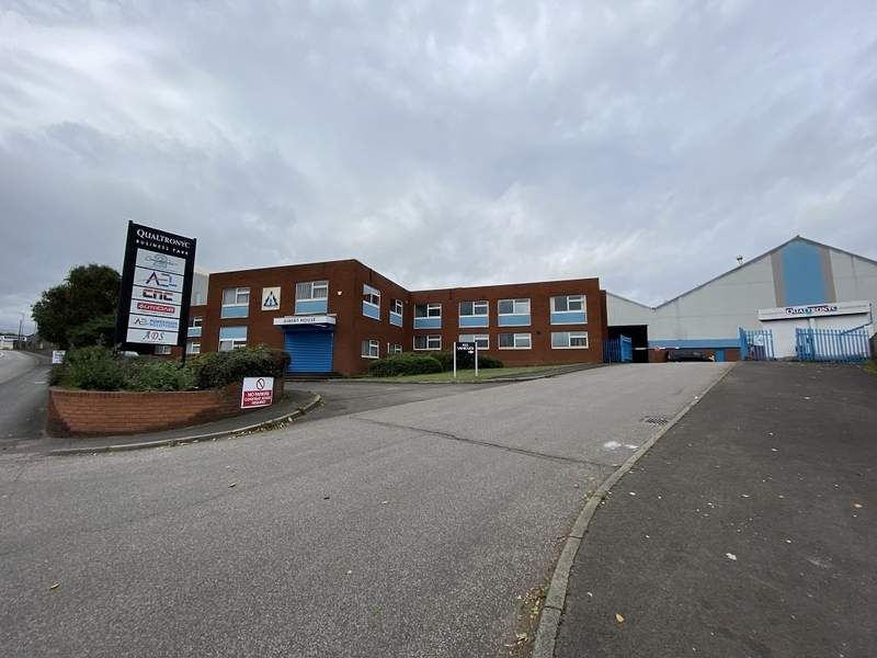 Light industrial to let in Qualtronyc Business Park, High Street