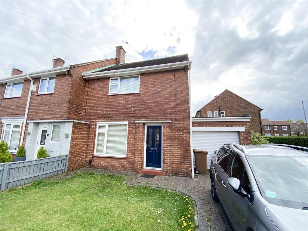 2 bed semidetached house to rent in Netherton Avenue, North Shields