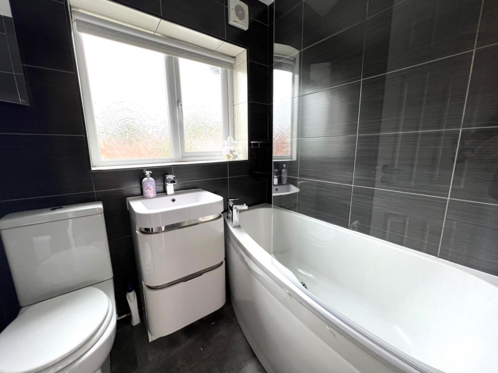 3 bed terraced house to rent in Massey Avenue, Manchester M35 Zoopla