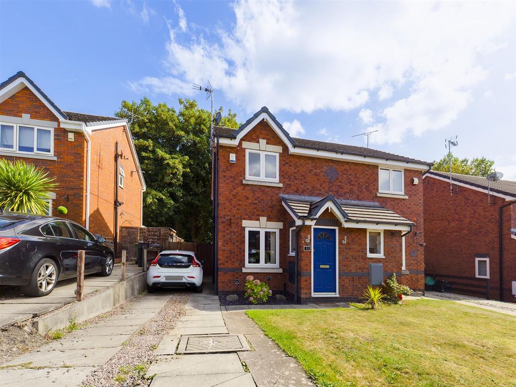 2 bed semidetached house for sale in Moss Valley Road, New Broughton