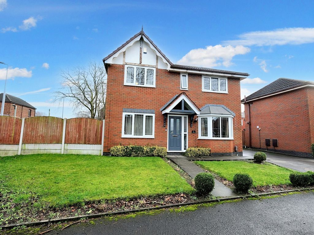 3 bed detached house for sale in Waterslea, Eccles M30, £325,000 Zoopla
