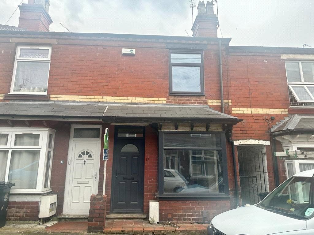 2 bed terraced house to rent in Adelaide Street, Brierley Hill, West