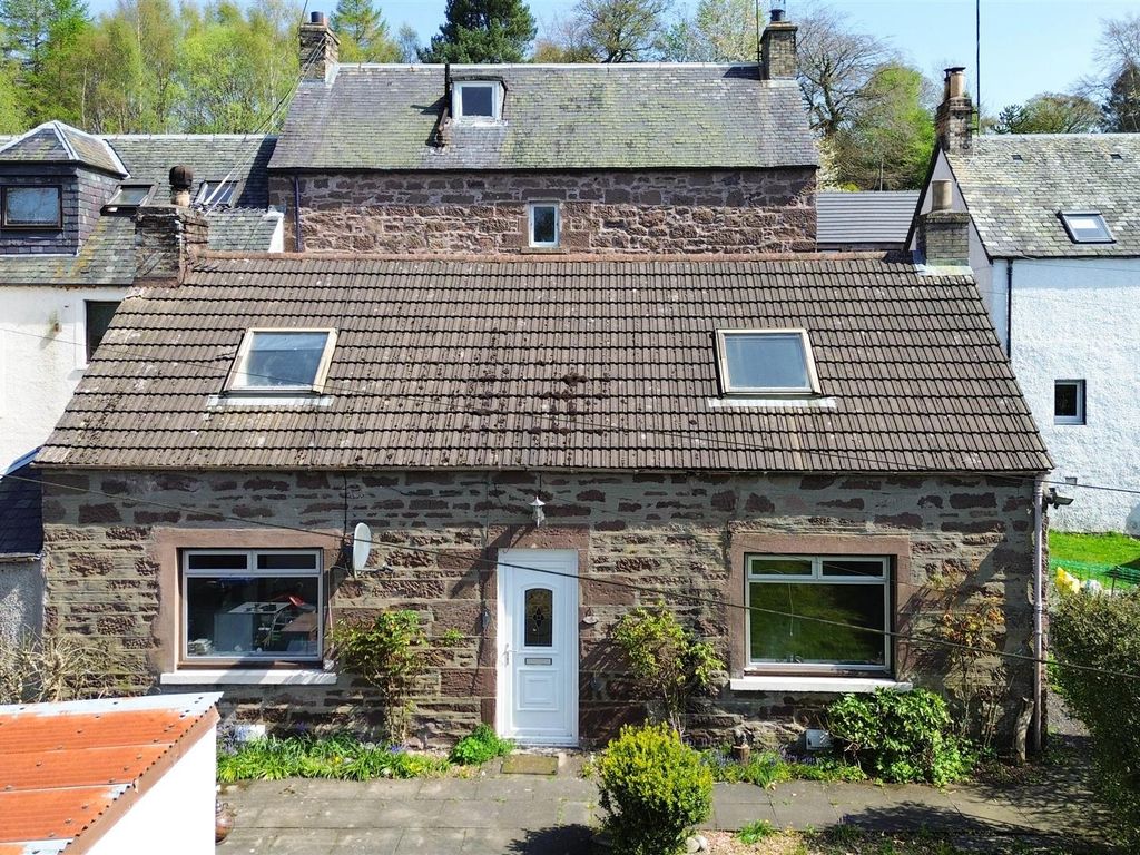 3 bed property for sale in Main Street, Bankfoot, Perth PH1, £99,950