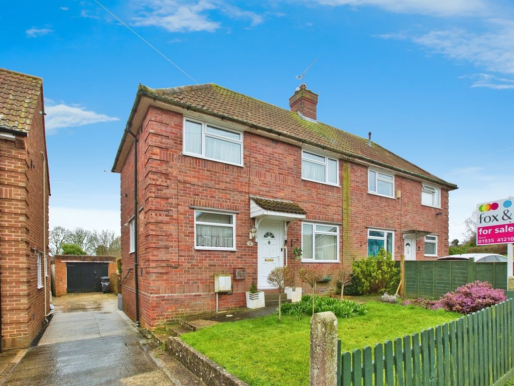 3 bed semidetached house for sale in Allingham Road, Yeovil BA21, £