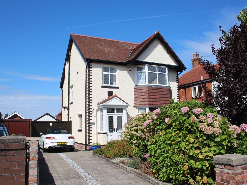 3 bed detached house for sale in Carr Lane, Southport PR8 Zoopla