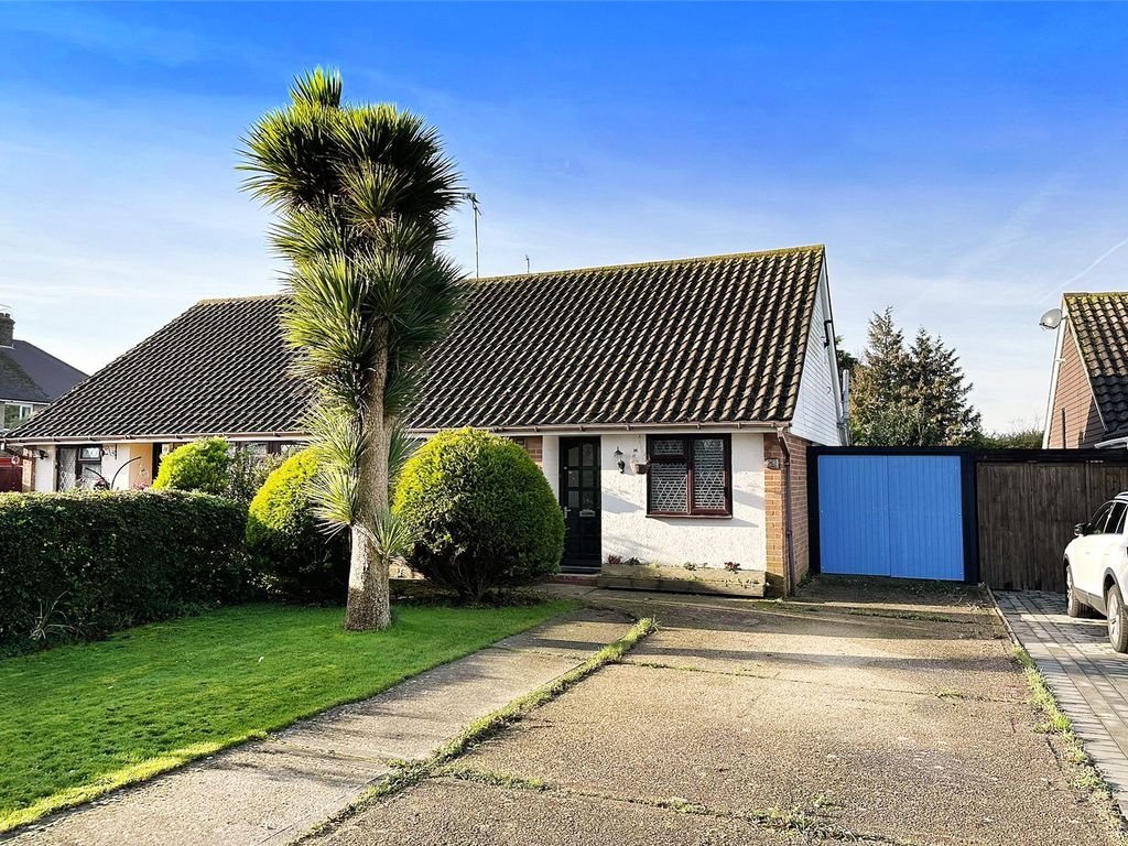 3 bed bungalow for sale in Highdown Drive, Littlehampton, West Sussex