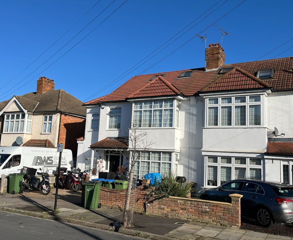 4 bed end terrace house for sale in 59 Cadwallon Road, London SE9, £