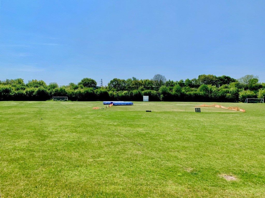 1 bed flat to rent in Calverly Court, Paladine Way, Coventry CV3, £825