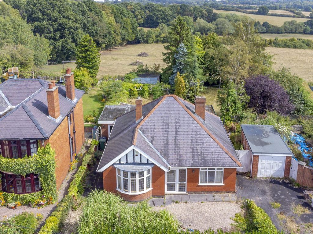 3 bed bungalow for sale in Hassock Lane North, Shipley, Heanor DE75, £