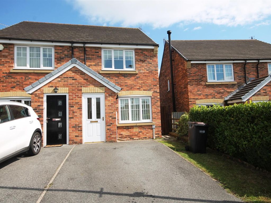 2 bed semidetached house for sale in High Road, Stanley, Crook DL15
