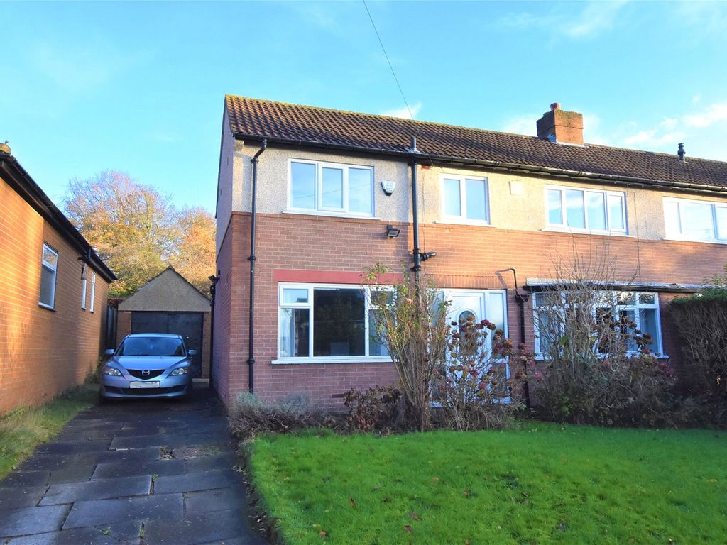 Wynford Avenue, West Park, Leeds, West Yorkshire LS16  