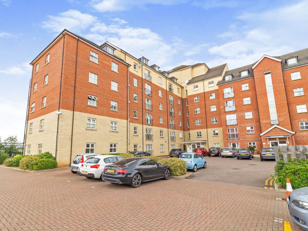 2 bed flat for sale in Palgrave Road, Bedford MK42 Zoopla