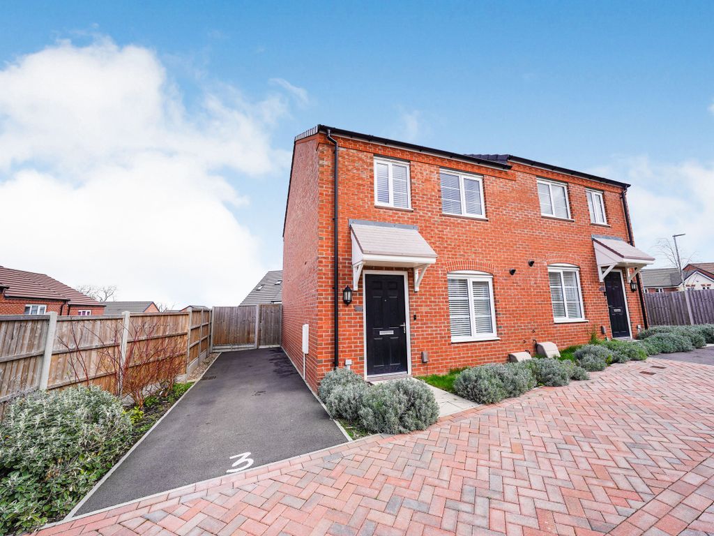 2 bed semidetached house for sale in Romanby Way, Hamilton, Leicester
