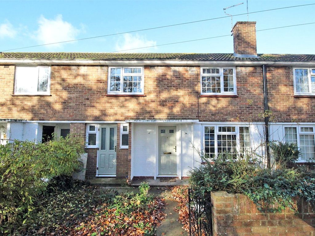 2 bed terraced house for sale in Marlborough Park, Kempston, Bedford