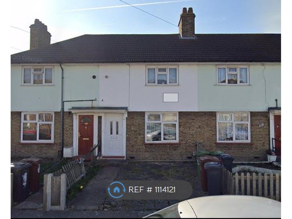 2 bed terraced house to rent in Lambourne Road, Barking IG11 Zoopla