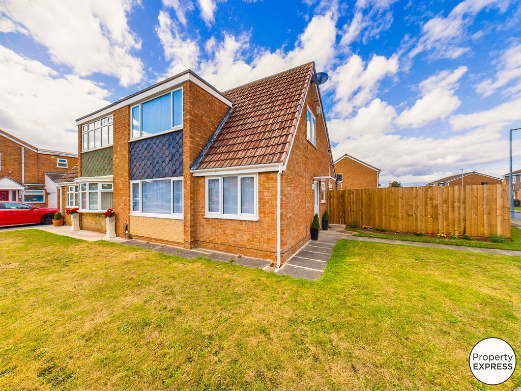 4 bed semidetached house for sale in Speeton Avenue, Acklam, North