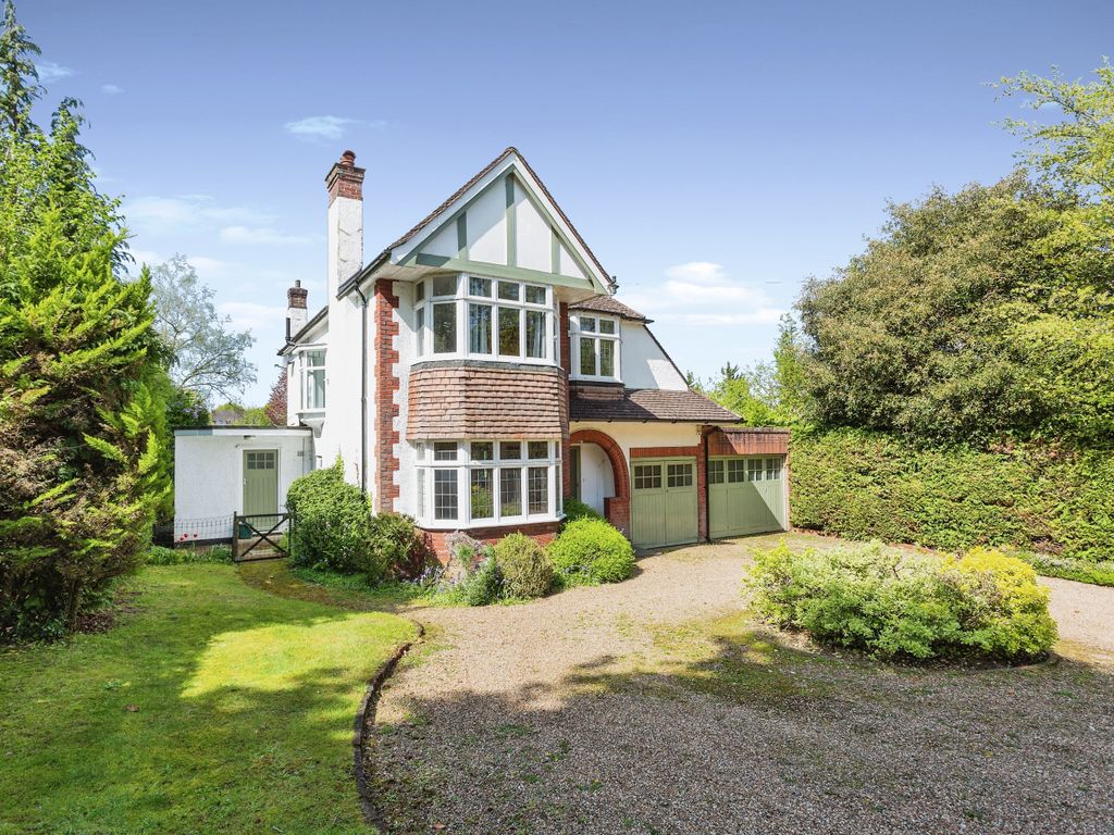 4 bed detached house for sale in The Ridgeway, Fetcham, Leatherhead