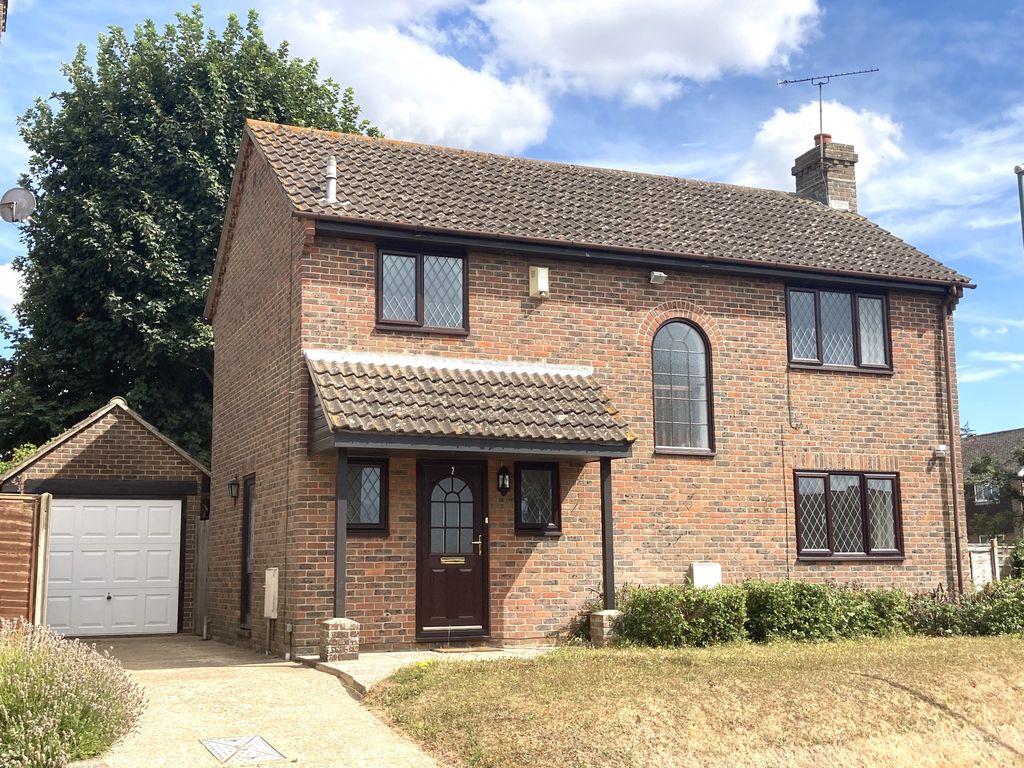 3 bed detached house to rent in Alfrey Close, Southbourne, Emsworth