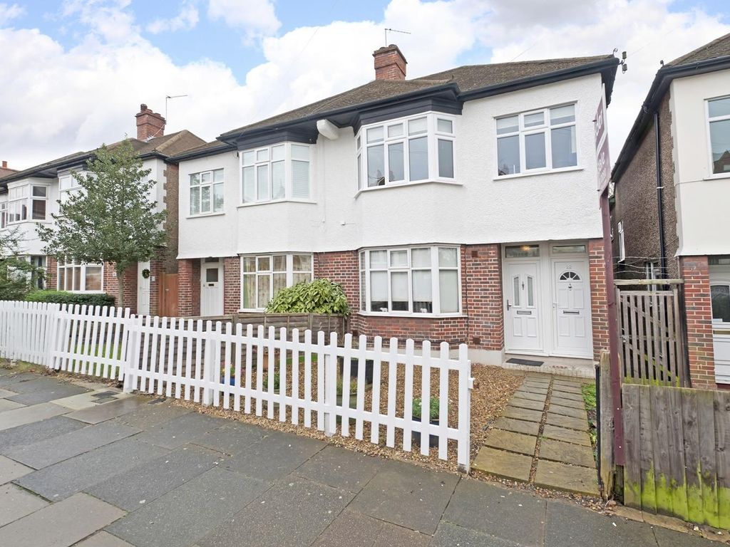 2 bed flat for sale in Collingtree Road, Sydenham, London SE26, £425,000 Zoopla