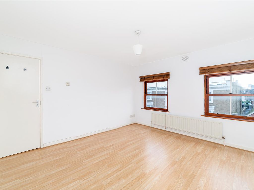 1 bed flat to rent in Portobello Road, London W11, £1,750 pcm Zoopla