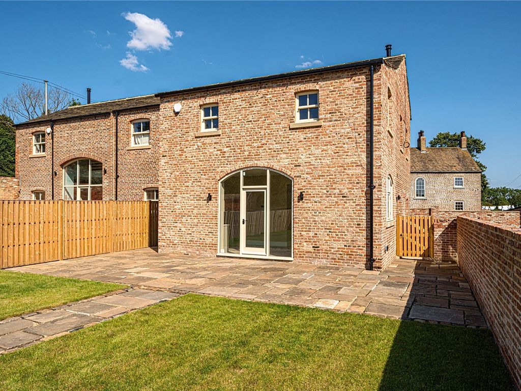 New home, 4 bed semidetached house for sale in Maple Barn, Newsam