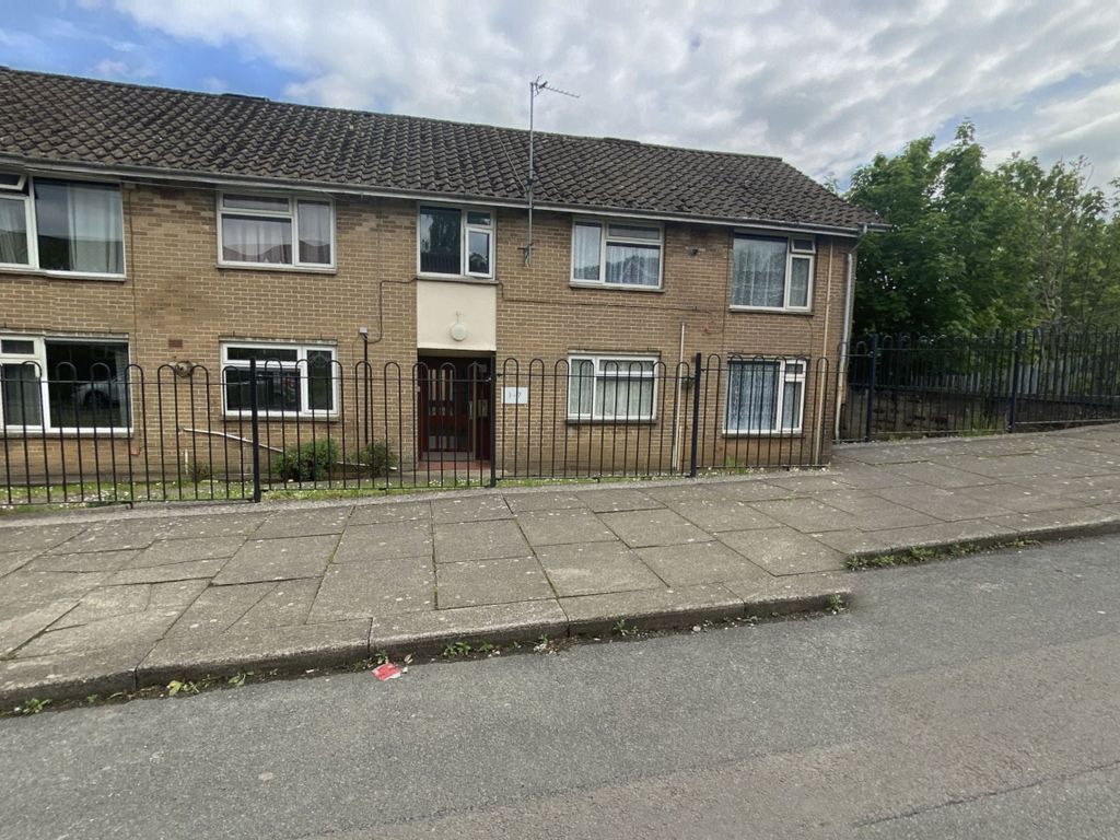 1 bed flat to rent in Broom Place, Fairwater, Cardiff CF5, £725 pcm