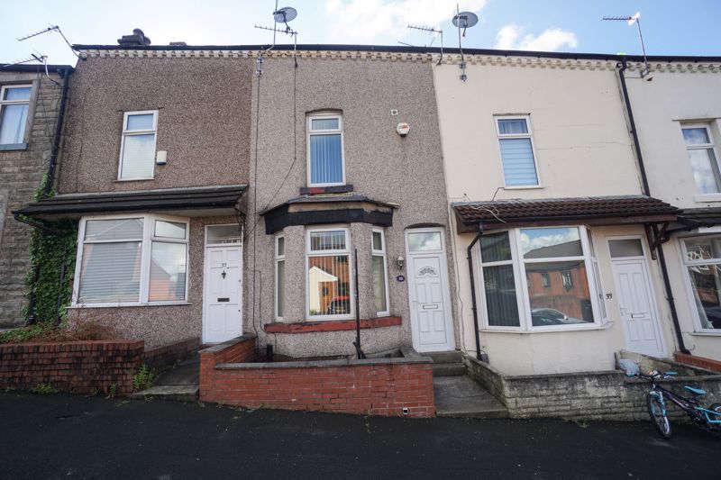 4 bed terraced house to rent in Barlow Street, Horwich, Bolton BL6, £