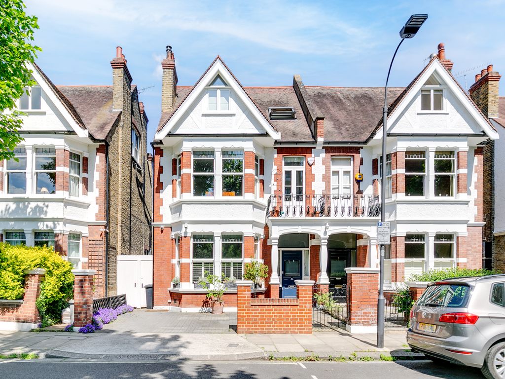 Hurlingham Gardens, Hurlingham, Fulham, London SW6