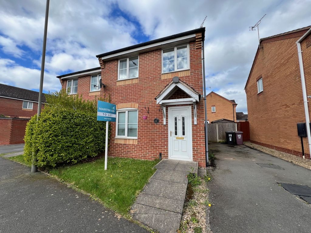3 bed semidetached house to rent in Bracken Road, Shirebrook