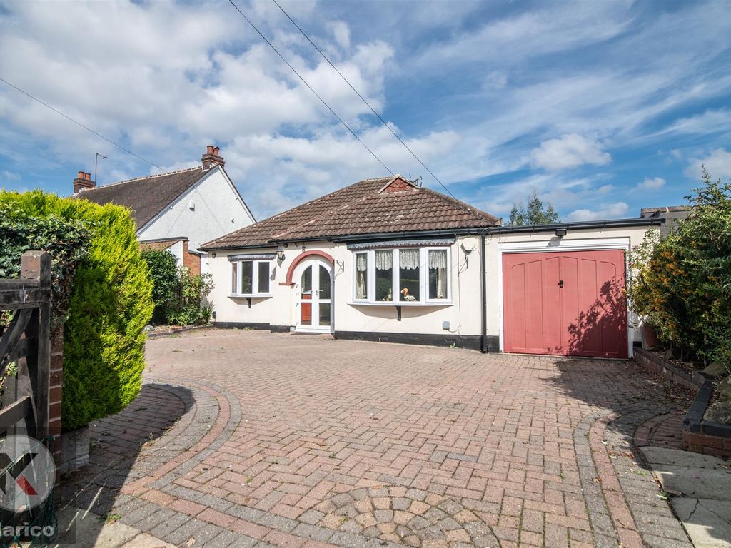 2 bed bungalow for sale in b Lane, Hall Green, Birmingham B28, £