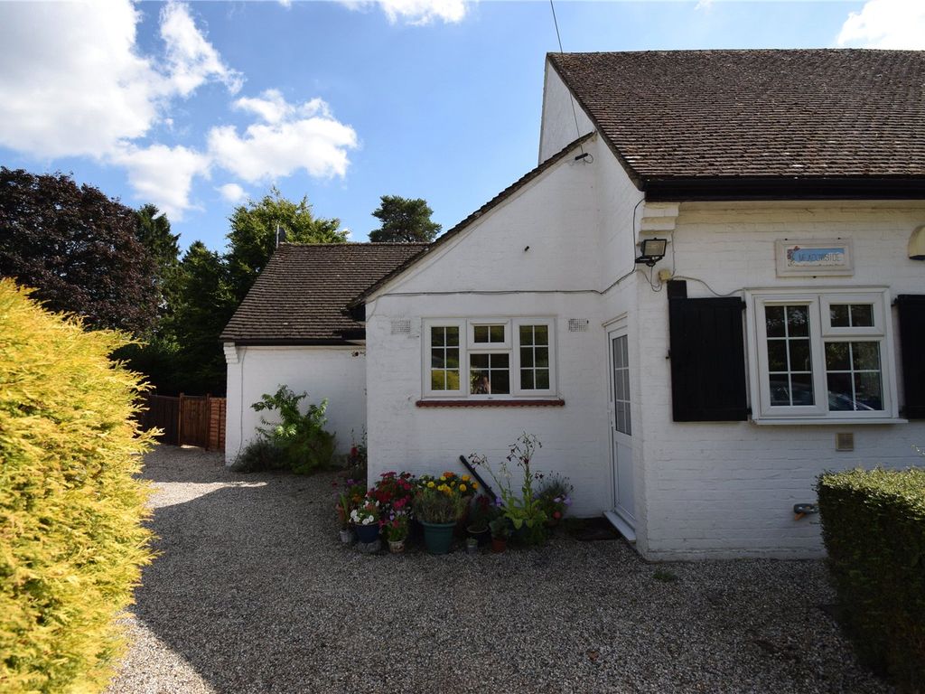 1 bed flat to rent in Crown Lane, Farnham Royal, Slough SL2 Zoopla