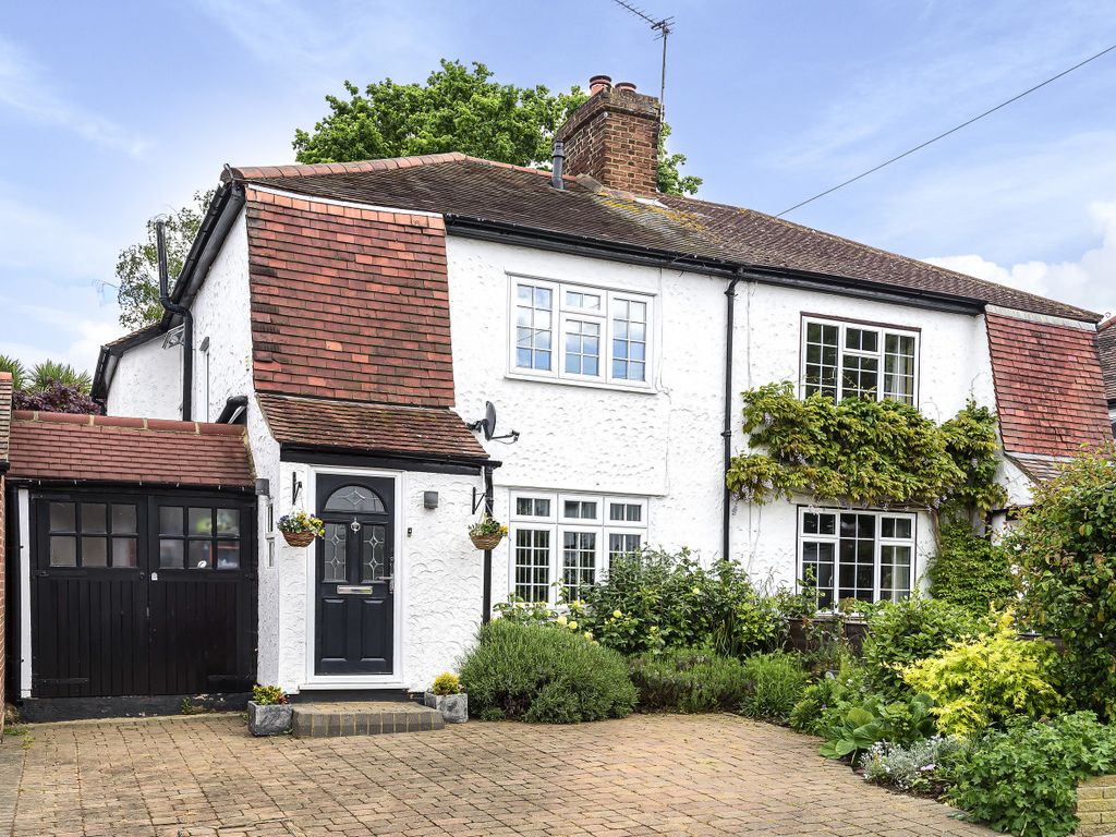3 bed semidetached house for sale in Walden Avenue, Chislehurst, Kent