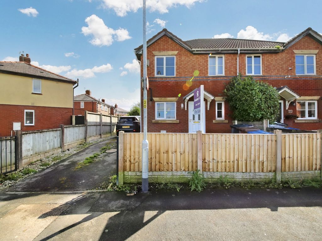 3 bed semidetached house for sale in Sherwood Drive, Wigan, Lancashire